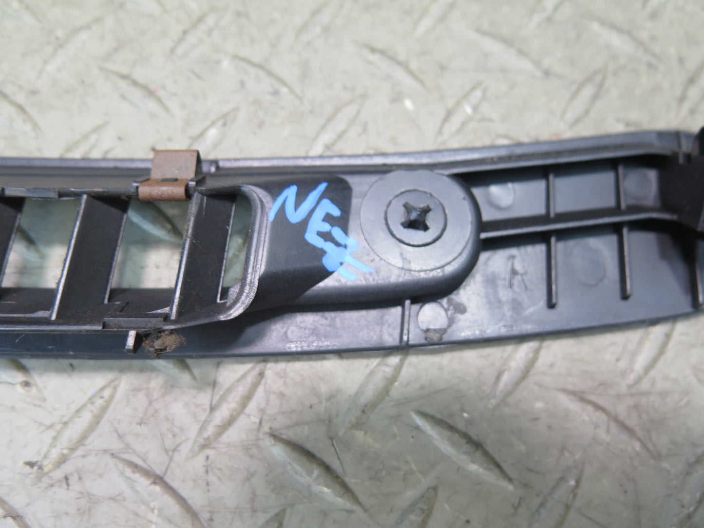 90-96 Nissan Z32 300ZX Set of 2 Dash Front Left & Right Defrost Air Grille OEM