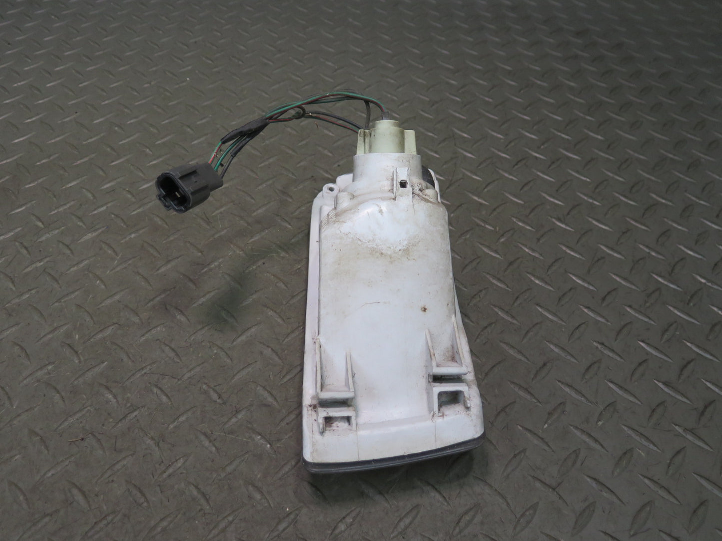 90-96 Nissan Z32 300ZX Set of 2 Front Turn Signal Marker Corner Light Lamp OEM