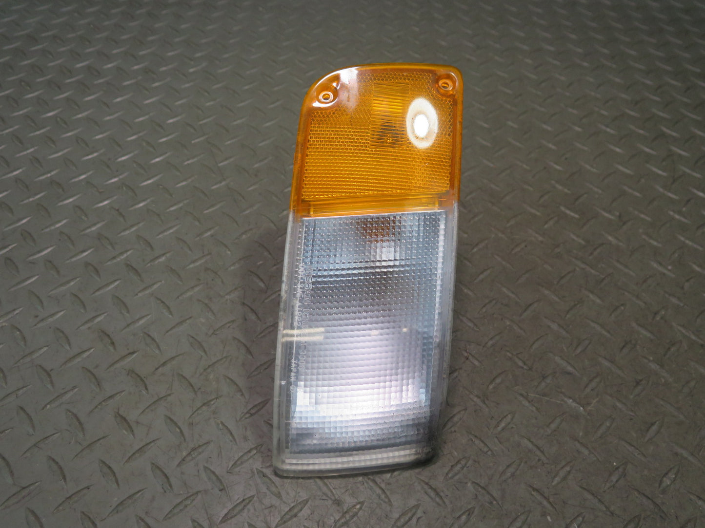 90-96 Nissan Z32 300ZX Set of 2 Front Turn Signal Marker Corner Light Lamp OEM