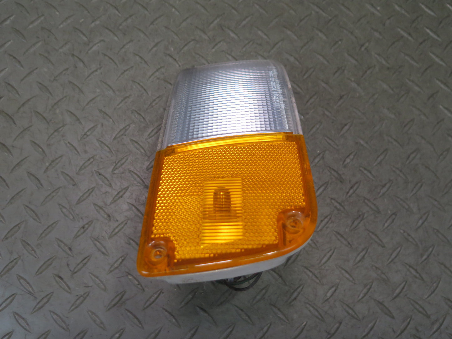 90-96 Nissan Z32 300ZX Set of 2 Front Turn Signal Marker Corner Light Lamp OEM