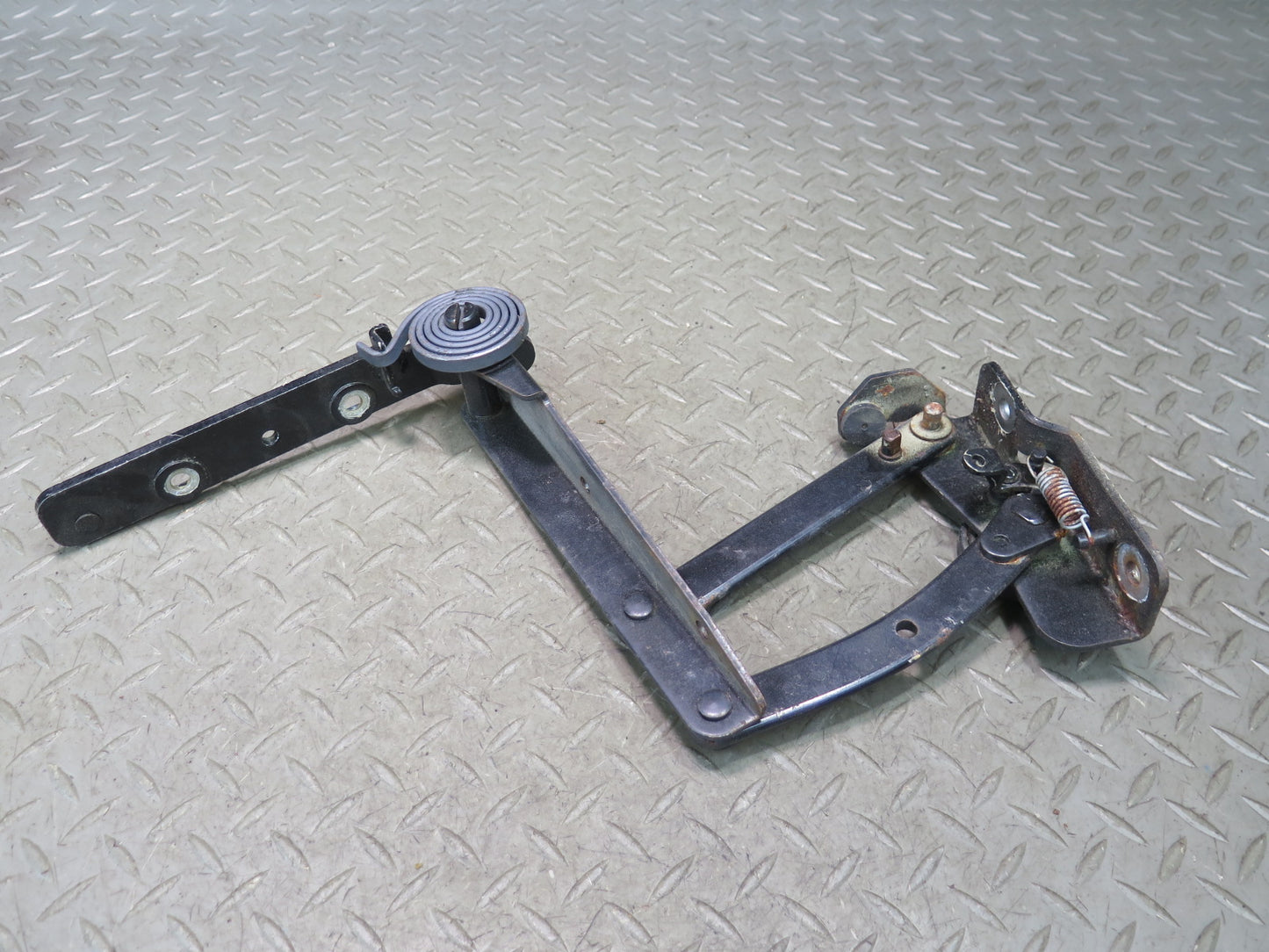 93-96 Nissan Z32 300ZX Convertible Set of 2 Left & Right TOP Roof Hinge OEM