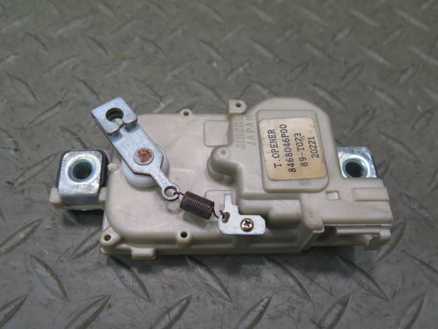 93-96 Nissan Z32 300ZX Convertible Trunk Lock Latch Actuator 84680-46P00 OEM