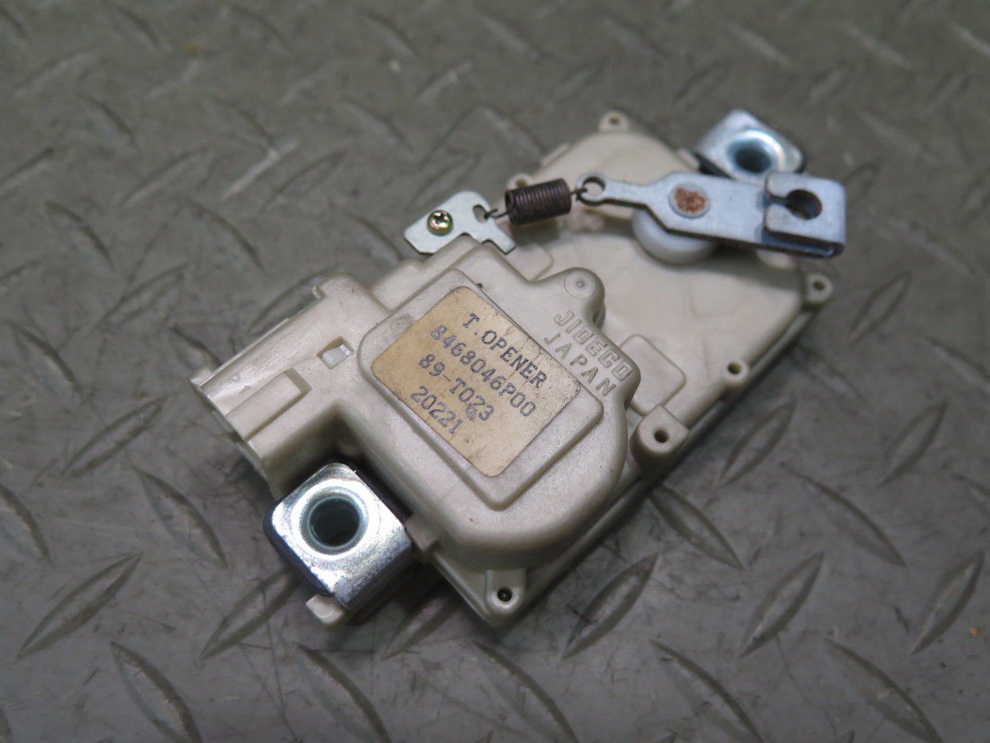 93-96 Nissan Z32 300ZX Convertible Trunk Lock Latch Actuator 84680-46P00 OEM