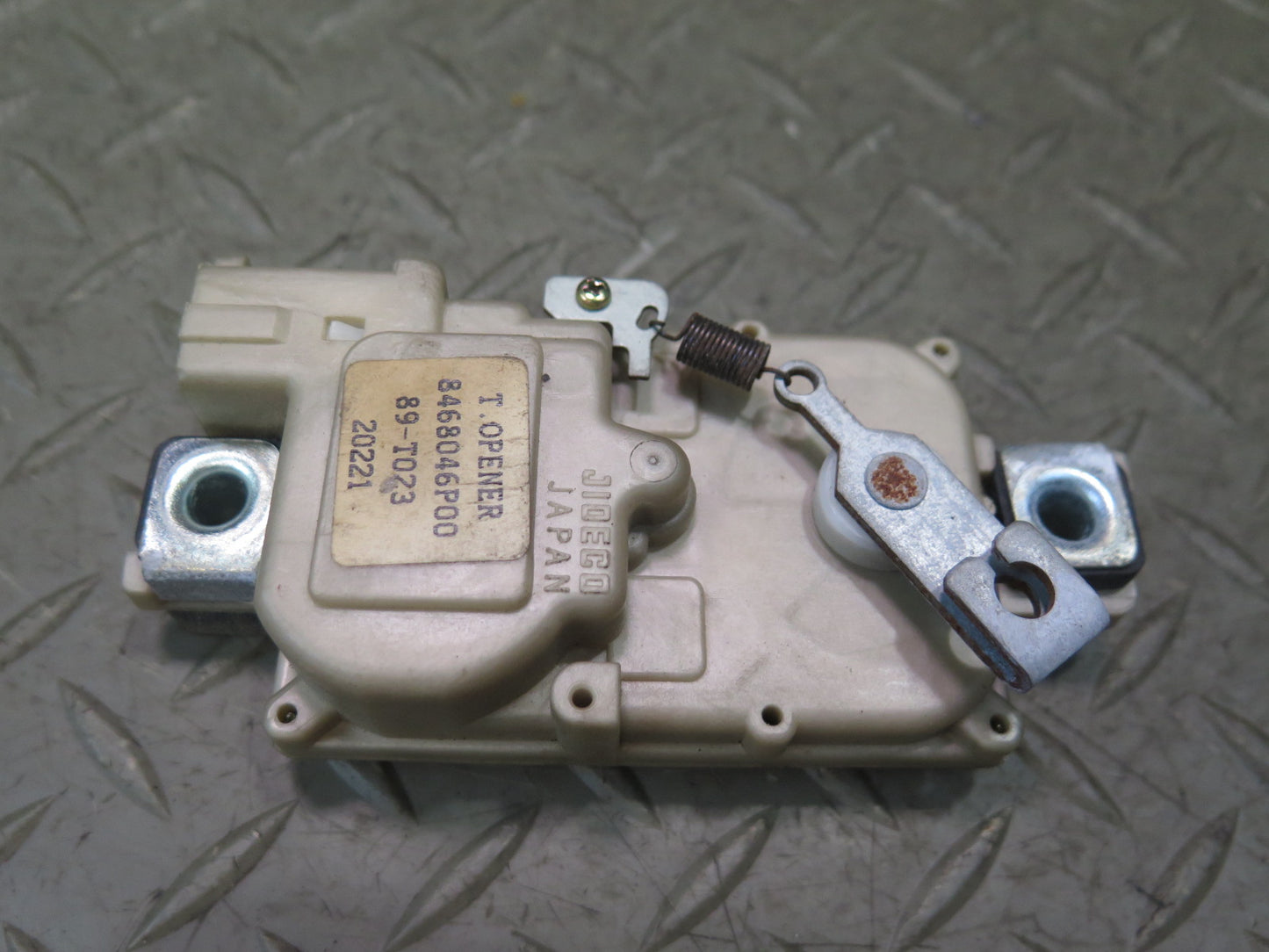 93-96 Nissan Z32 300ZX Convertible Trunk Lock Latch Actuator 84680-46P00 OEM