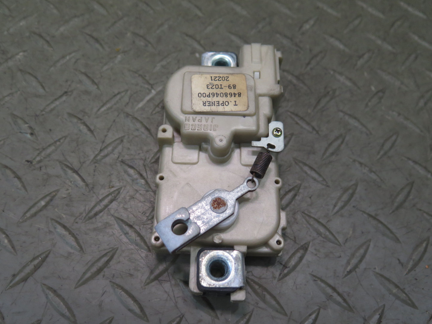93-96 Nissan Z32 300ZX Convertible Trunk Lock Latch Actuator 84680-46P00 OEM