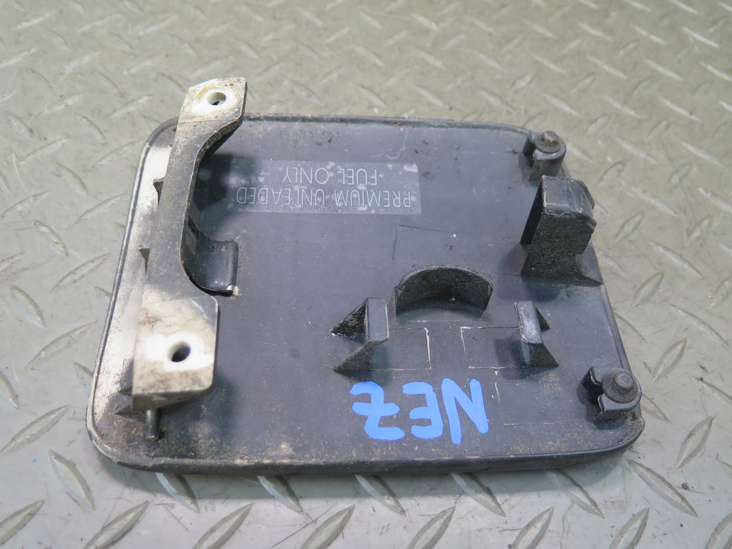 90-96 Nissan Z32 300ZX Fuel Tank Filler Door Lid Cover OEM