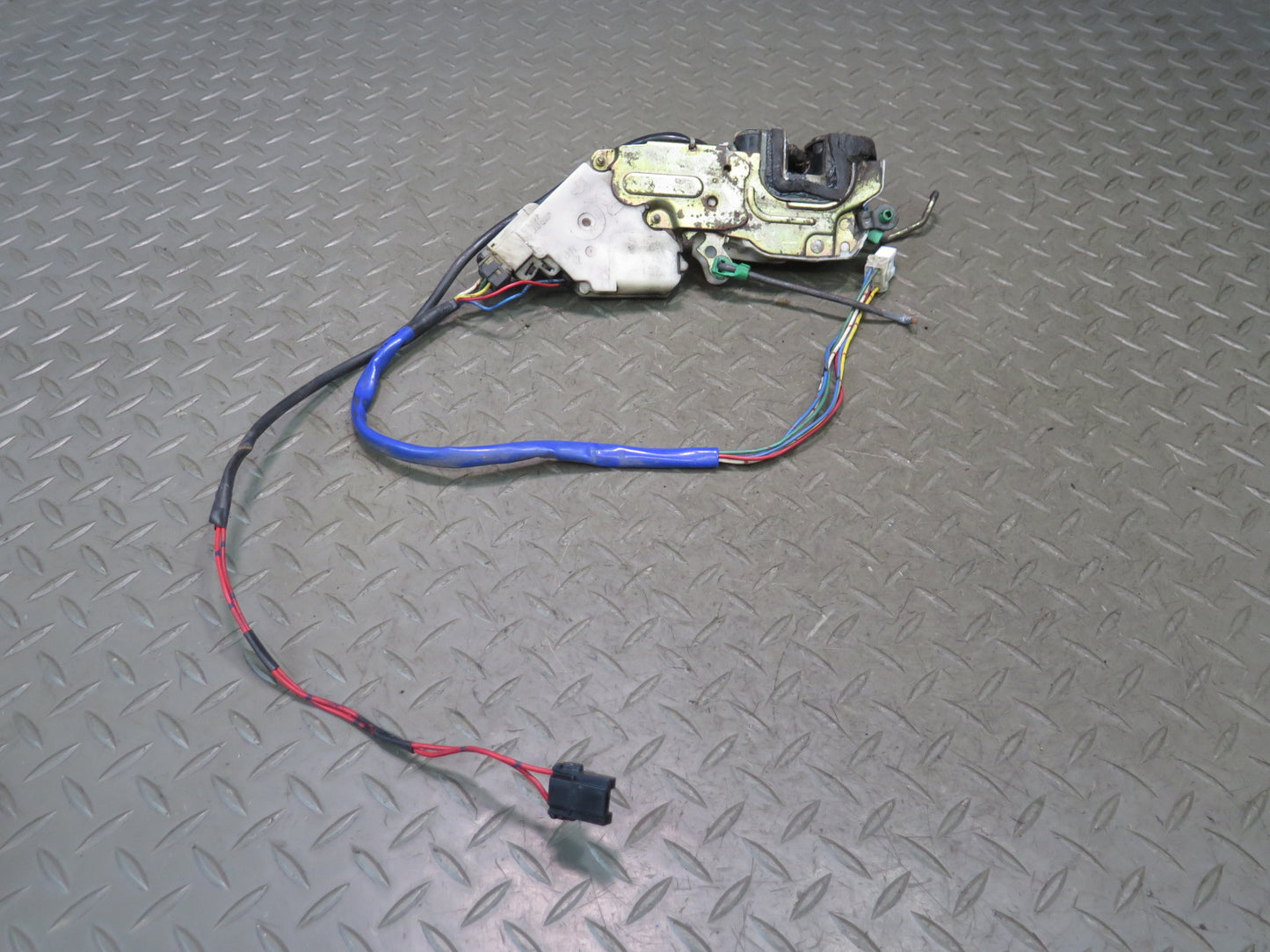 90-96 Nissan Z32 300ZX Left Door Lock Latch Actuator 80551-45P00 OEM