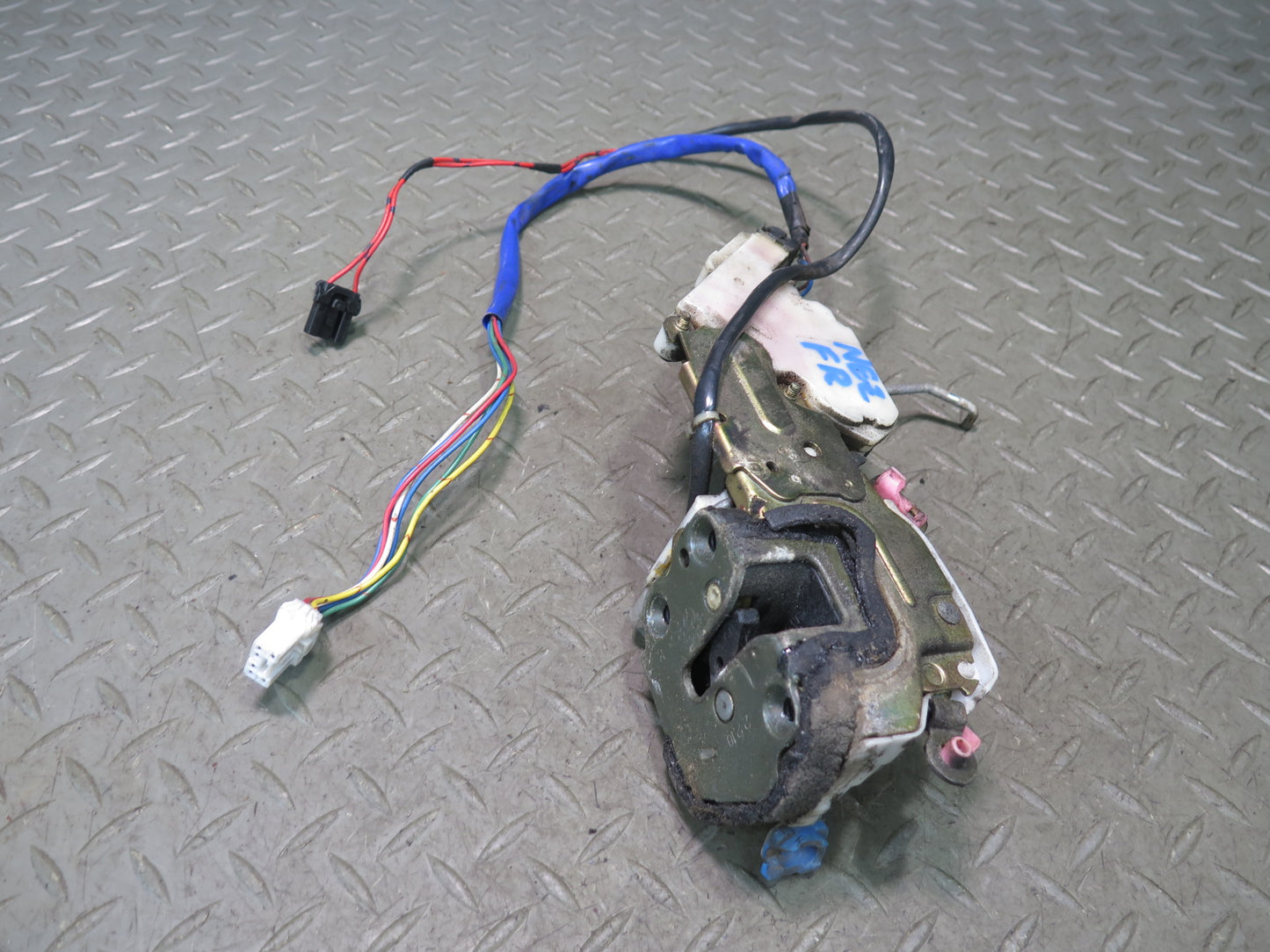 90-96 Nissan Z32 300ZX Right Door Lock Latch Actuator 80550-45P00 OEM