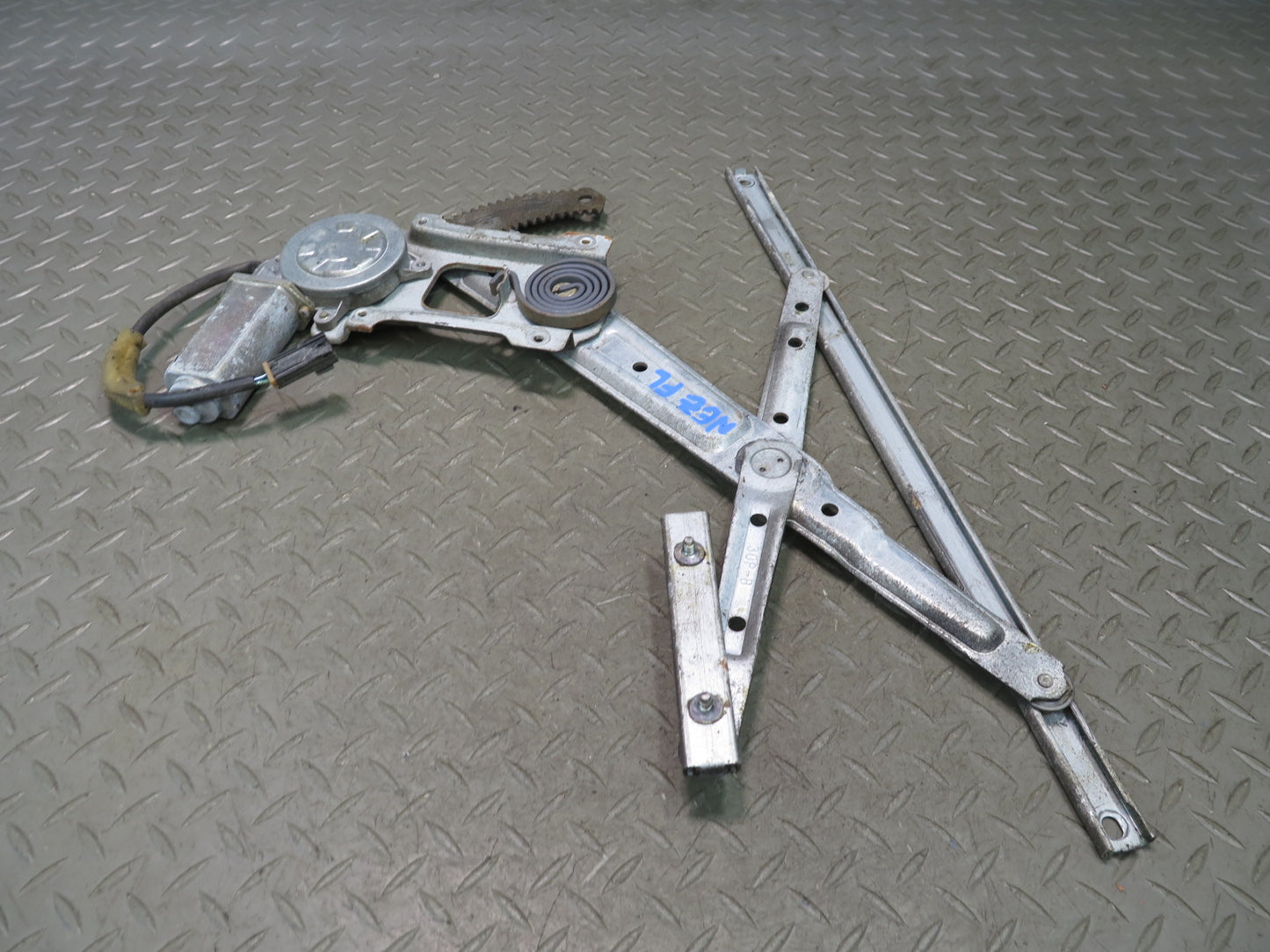 90-96 Nissan Z32 300ZX Left Door Window Regulator w Motor OEM