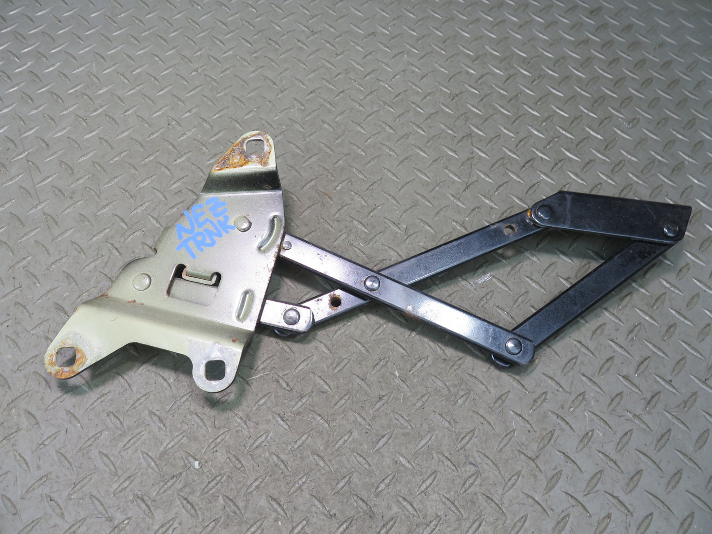 93-96 Nissan Z32 300ZX Convertible Set of 2 Rear Left Right Trunk Lid Hinge OEM