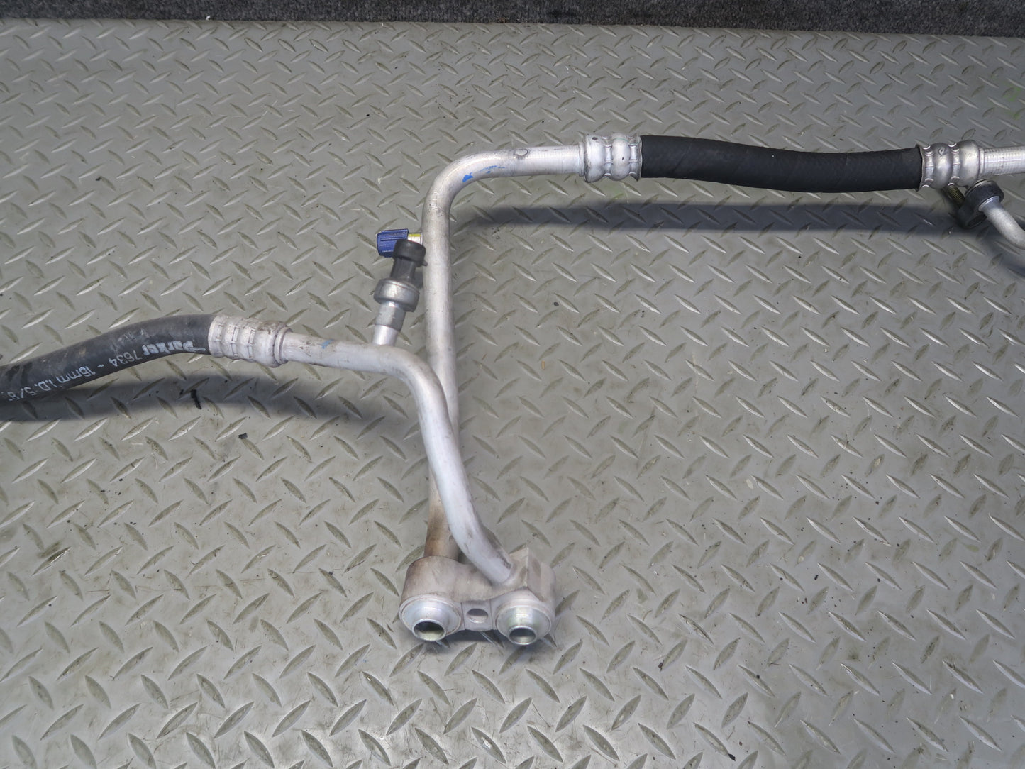03-06 Chevrolet SSR A/C Air Conditioning Suction Discharge Hose Line Set OEM