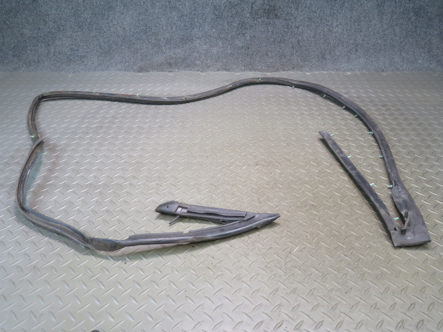 90-96 Nissan Z32 300ZX Left Door Weatherstrip Rubber Seal Gasket OEM