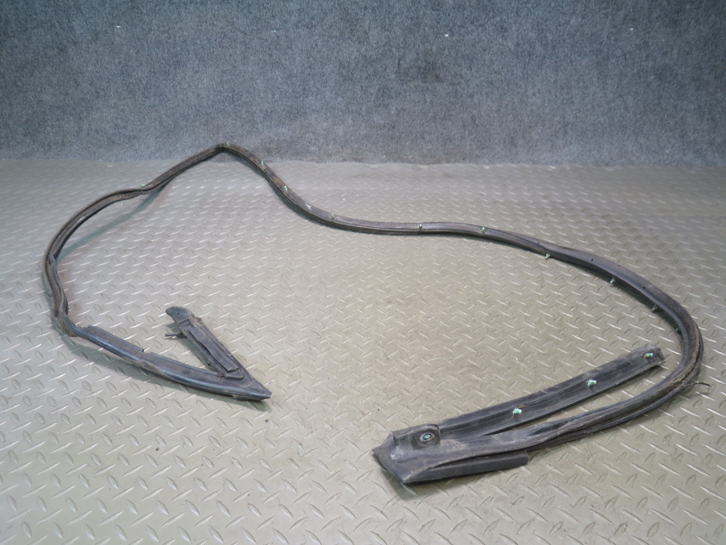 90-96 Nissan Z32 300ZX Left Door Weatherstrip Rubber Seal Gasket OEM