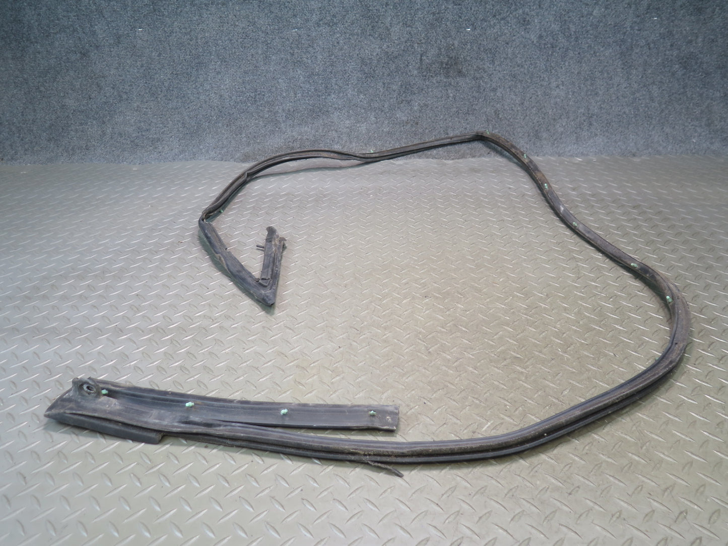 90-96 Nissan Z32 300ZX Left Door Weatherstrip Rubber Seal Gasket OEM