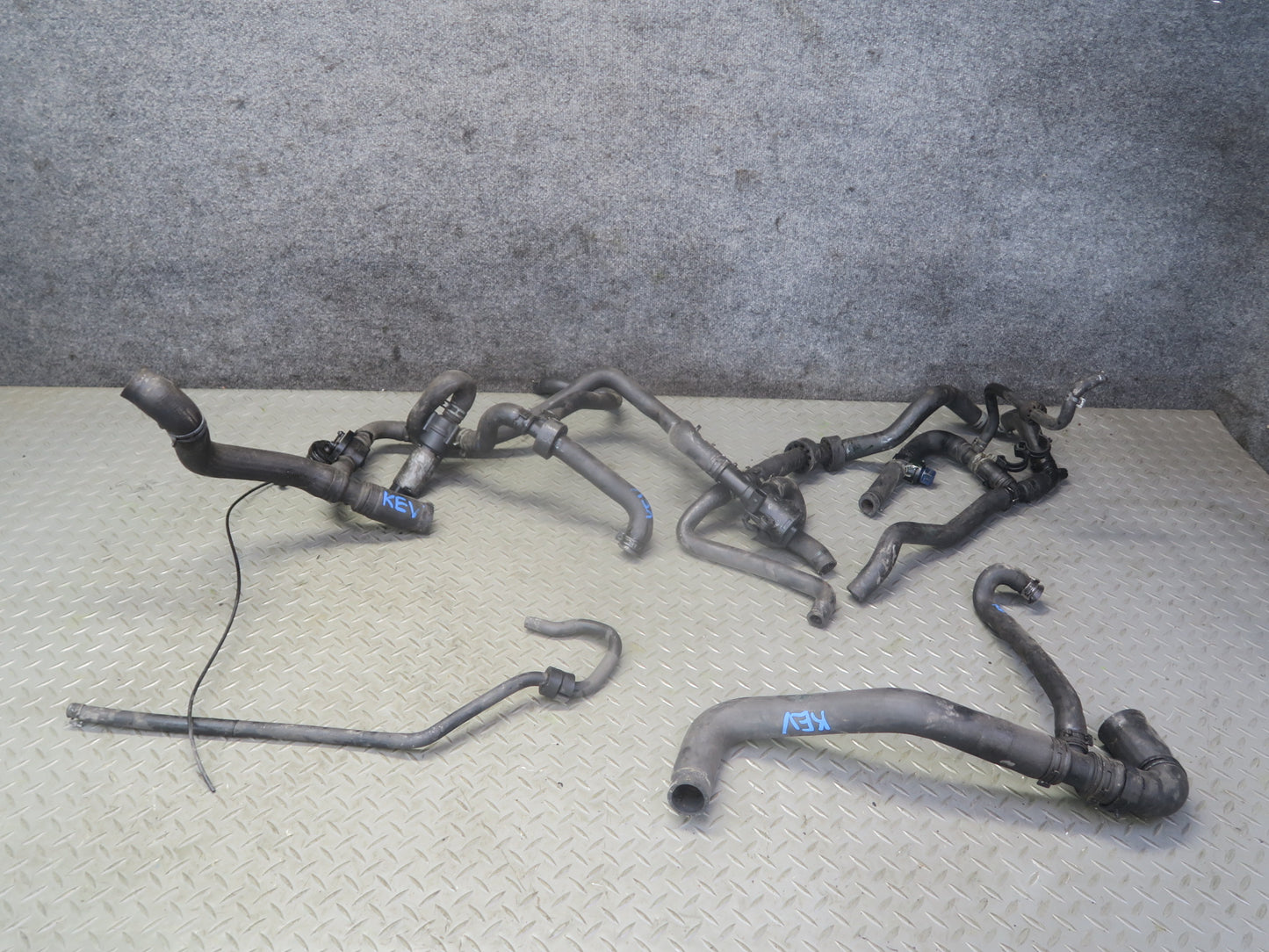 02-03 VW Eurovan T4 2.8L AXK Engine Radiator Coolant Hose Pipe Line Set OEM