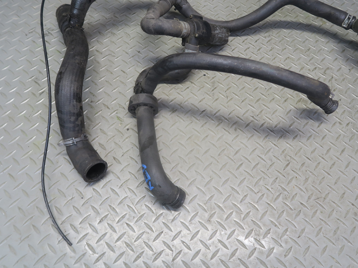 02-03 VW Eurovan T4 2.8L AXK Engine Radiator Coolant Hose Pipe Line Set OEM