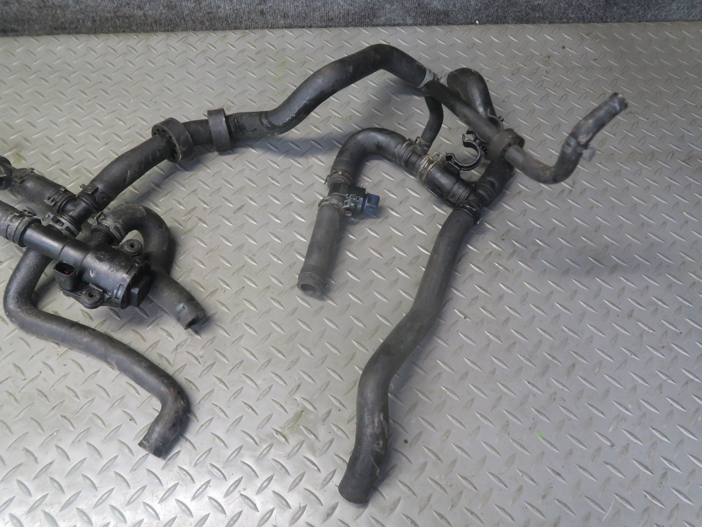 02-03 VW Eurovan T4 2.8L AXK Engine Radiator Coolant Hose Pipe Line Set OEM