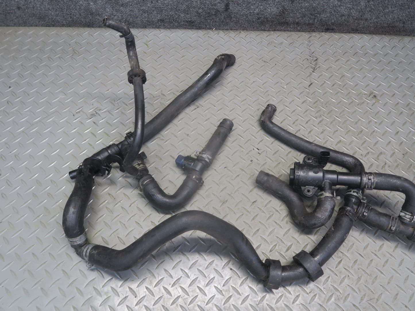 02-03 VW Eurovan T4 2.8L AXK Engine Radiator Coolant Hose Pipe Line Set OEM