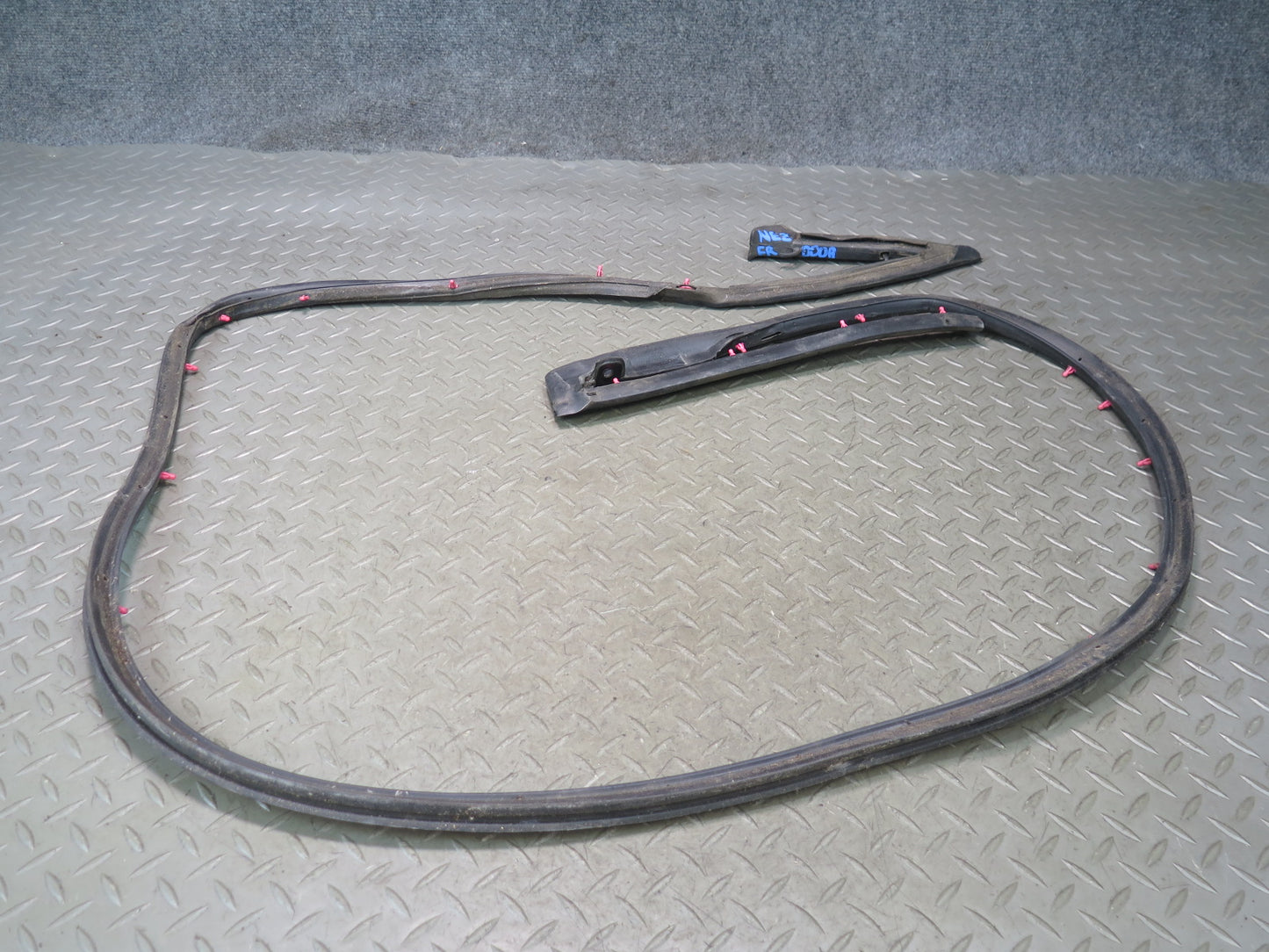 90-96 Nissan Z32 300ZX Right Door Weatherstrip Rubber Seal Gasket OEM