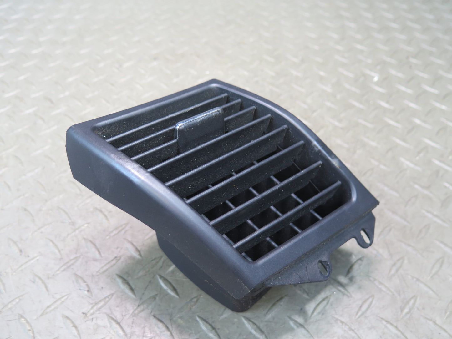 94-99 Mercedes W140 C140 S500 Dash Front Right A/C Air Vent Black OEM