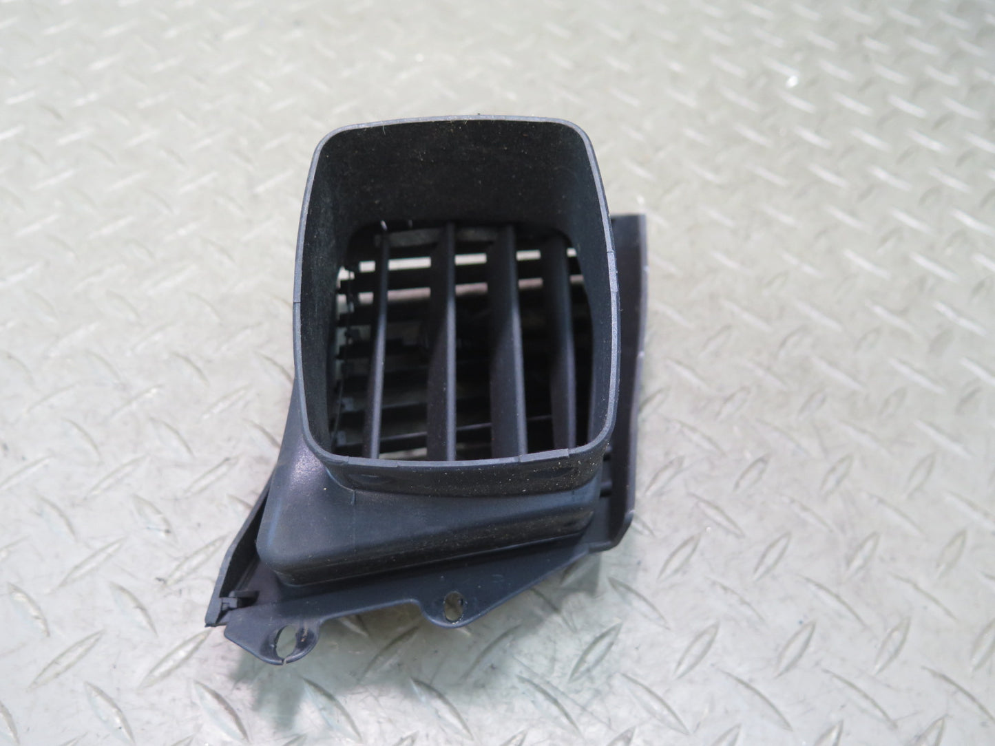 94-99 Mercedes W140 C140 S500 Dash Front Right A/C Air Vent Black OEM