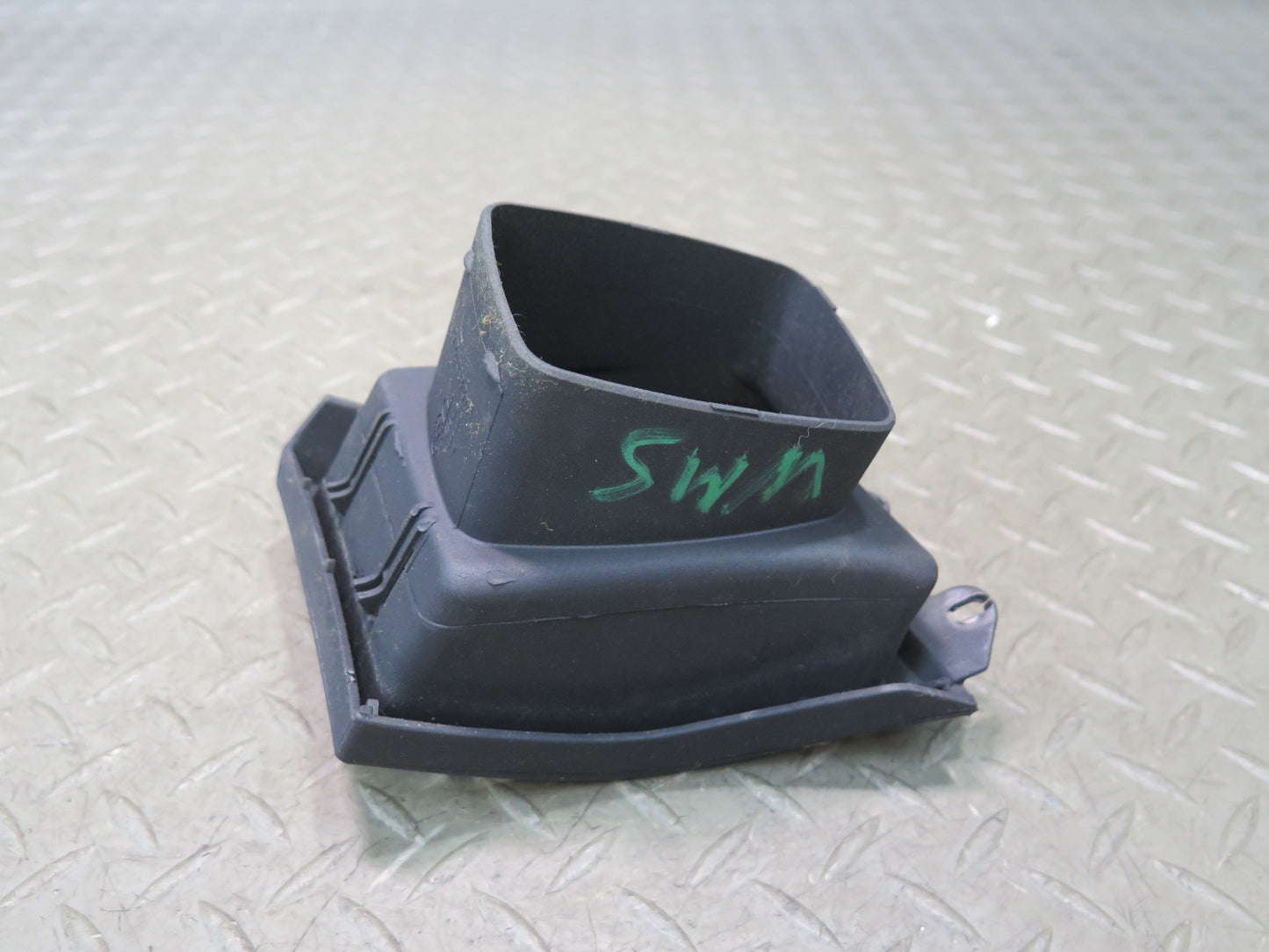 94-99 Mercedes W140 C140 S500 Dash Front Right A/C Air Vent Black OEM