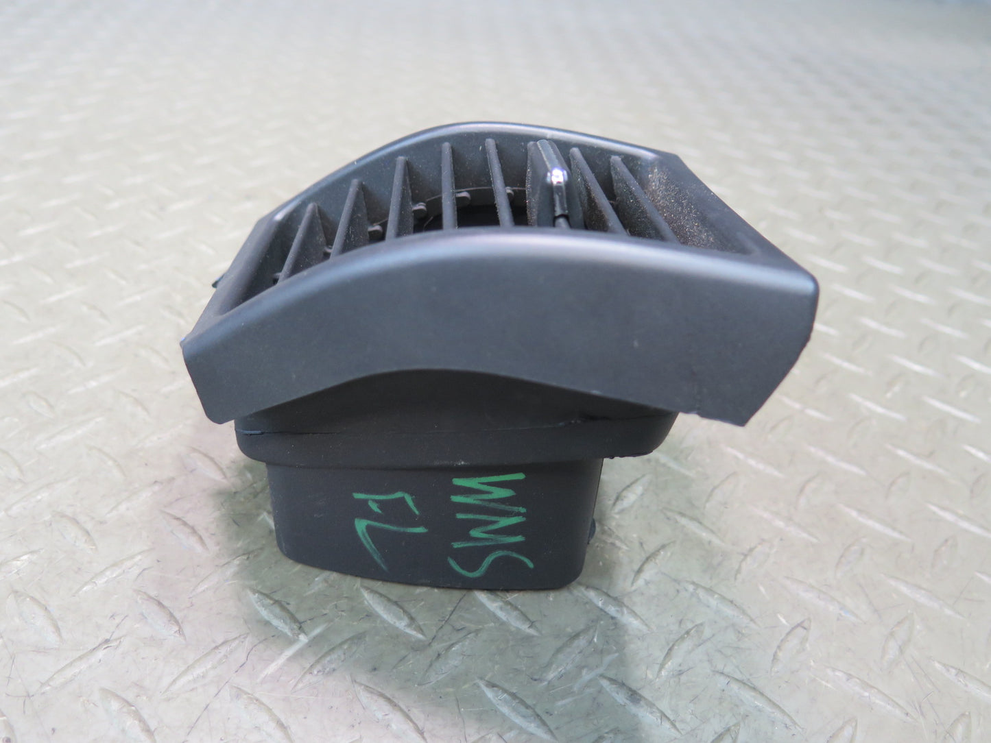 94-99 Mercedes W140 C140 S500 Dash Front Left A/C Air Vent Black OEM