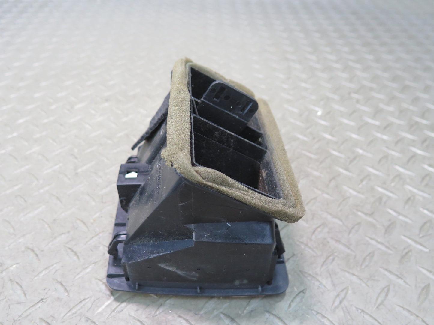 94-99 Mercedes W140 S500 Rear Center Console A/C Air Vent 1408300654 OEM