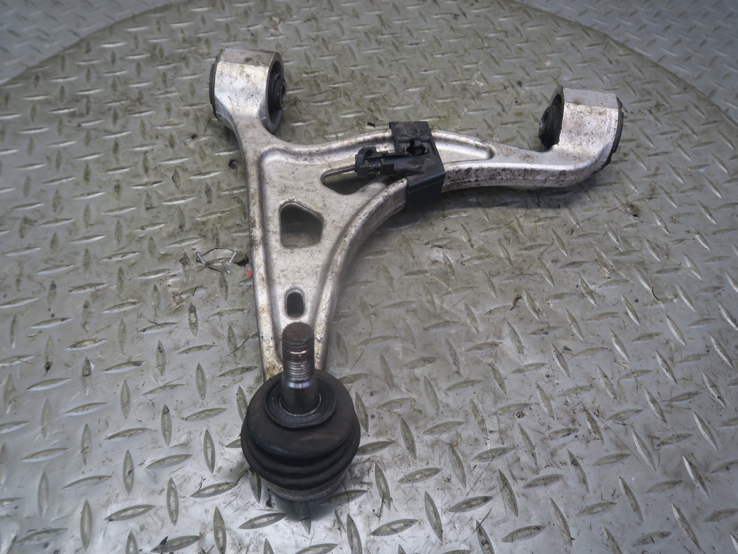 97-00 Lexus UZZ30L SC300 SC400 Set of 3 Rear Right Suspension Control Arm OEM
