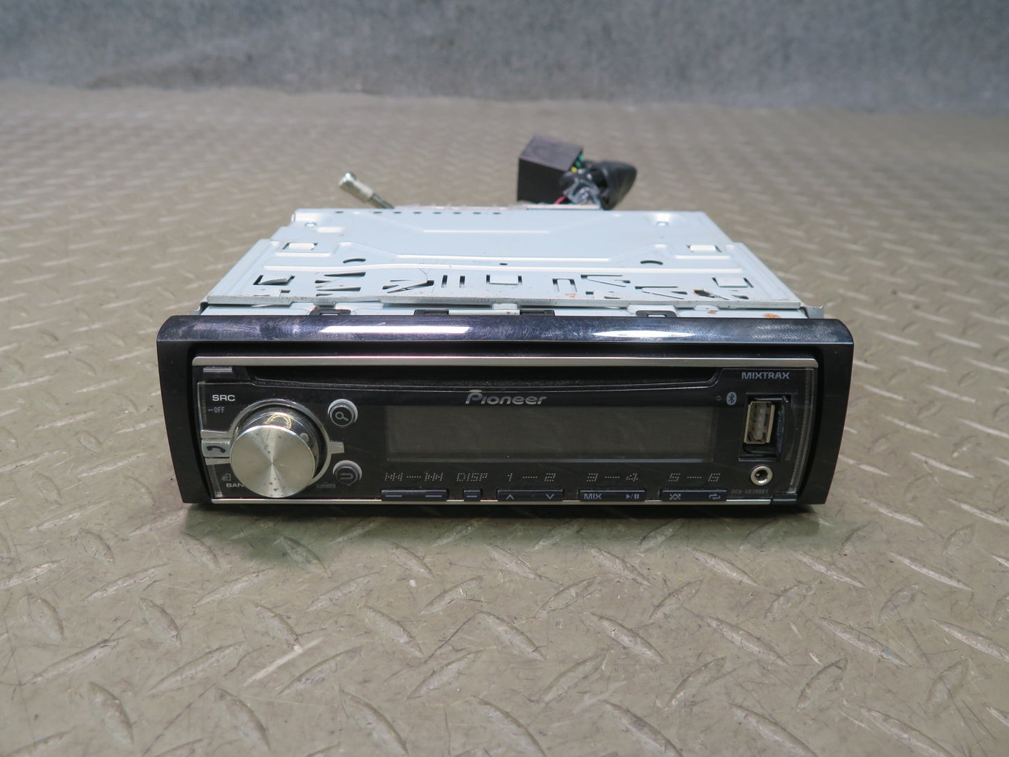 Pioneer DEH-X6700BT 1-DIN Radio Bluetooth USB AUX CD Player Receiver
