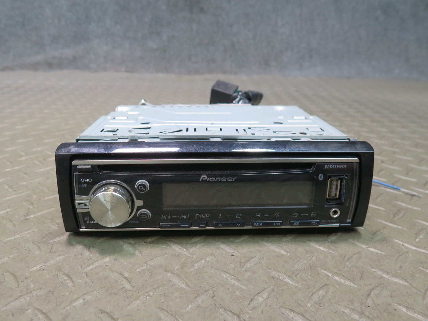 Pioneer DEH-X6700BT 1-DIN Radio Bluetooth USB AUX CD Player Receiver