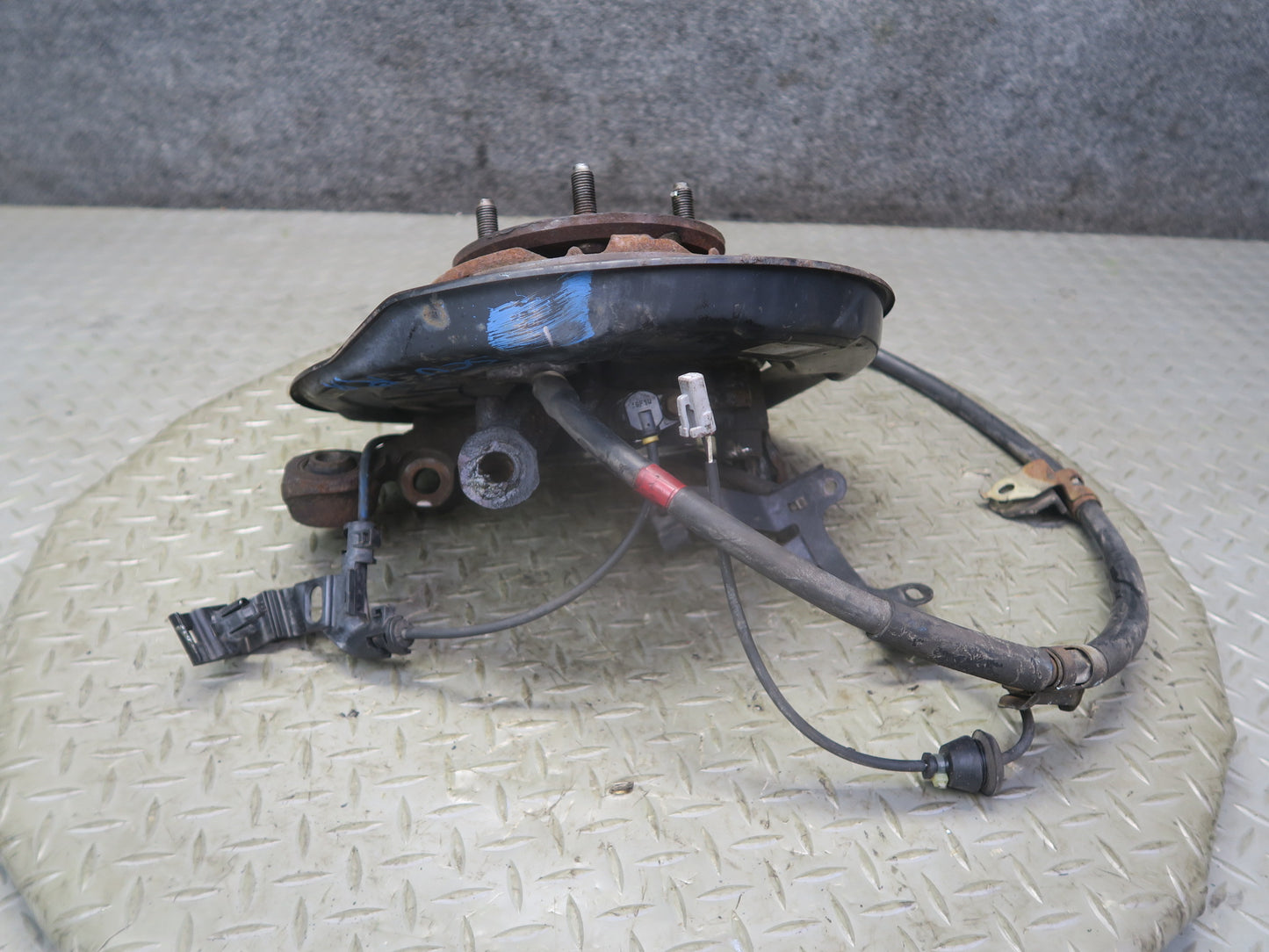 92-00 Lexus UZZ30L SC300 SC400 RWD Rear Right Spindle Knuckle Wheel Hub 115K OEM