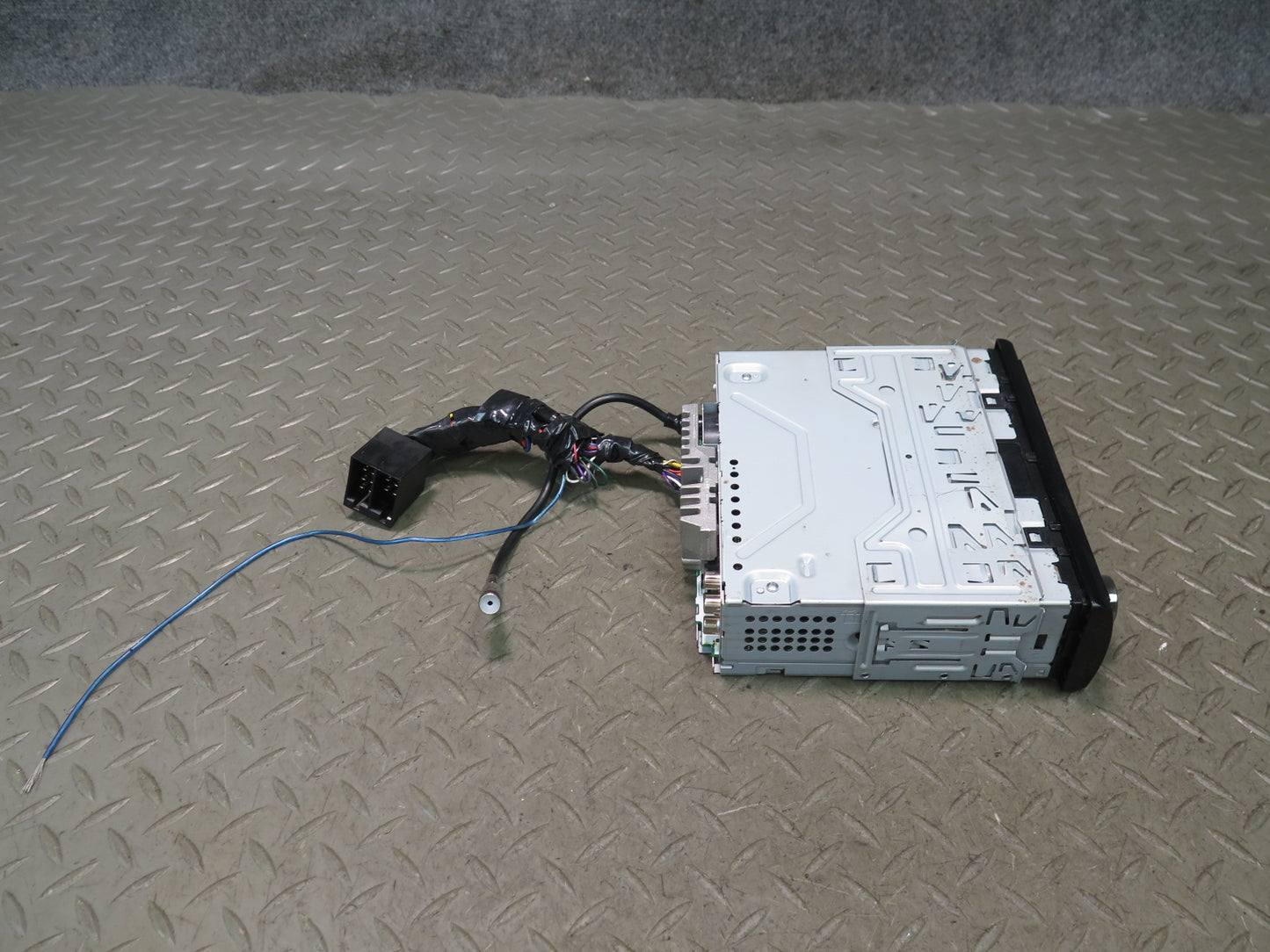 Pioneer DEH-X6700BT 1-DIN Radio Bluetooth USB AUX CD Player Receiver