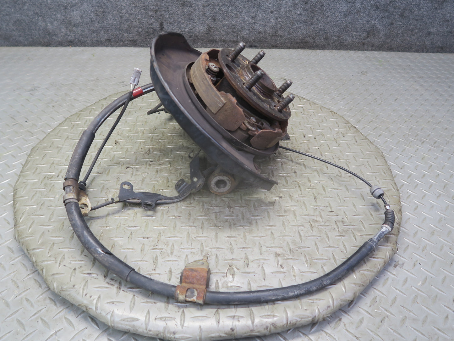 92-00 Lexus UZZ30L SC300 SC400 RWD Rear Right Spindle Knuckle Wheel Hub 115K OEM