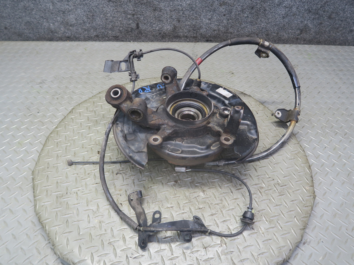 92-00 Lexus UZZ30L SC300 SC400 RWD Rear Right Spindle Knuckle Wheel Hub 115K OEM