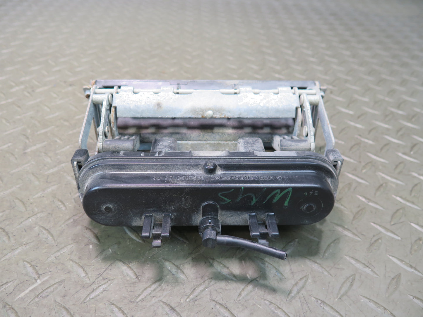 94-99 Mercedes W140 S500 S420 Rear Trunk Lid Open Release Handle 1408002675 OEM