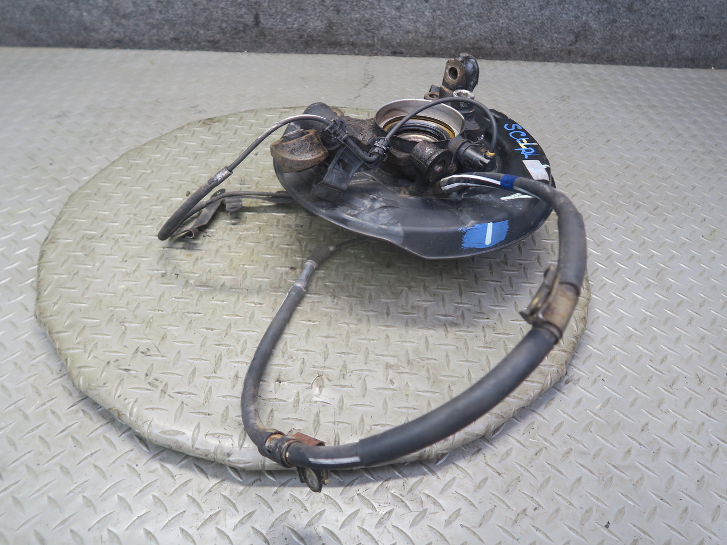 92-00 Lexus UZZ30L SC300 SC400 RWD Rear Left Spindle Knuckle Wheel Hub 115K OEM