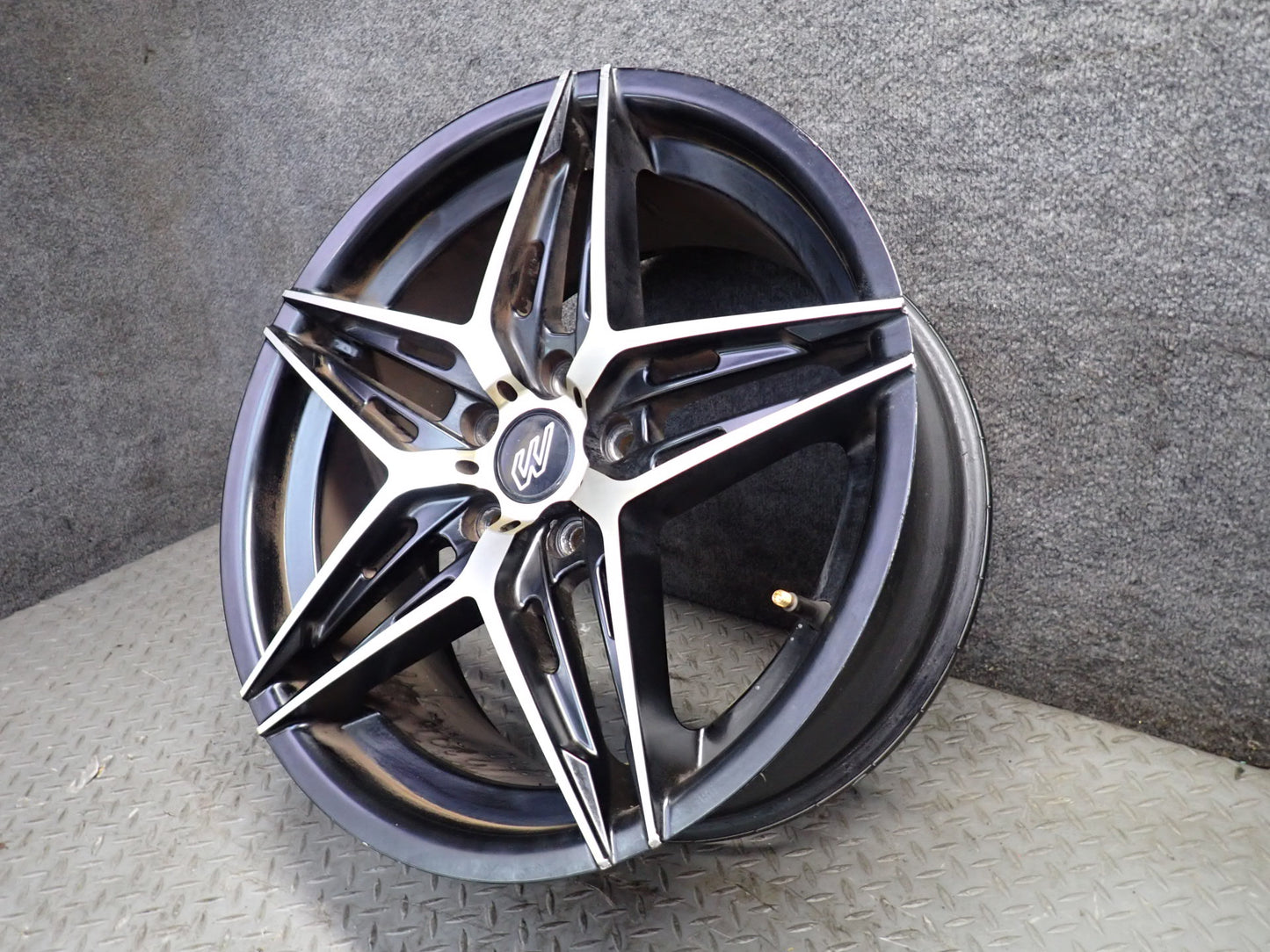 Mach Performance MP56 R18 18" Wheel Rim 18x8J ET42 5x114.3
