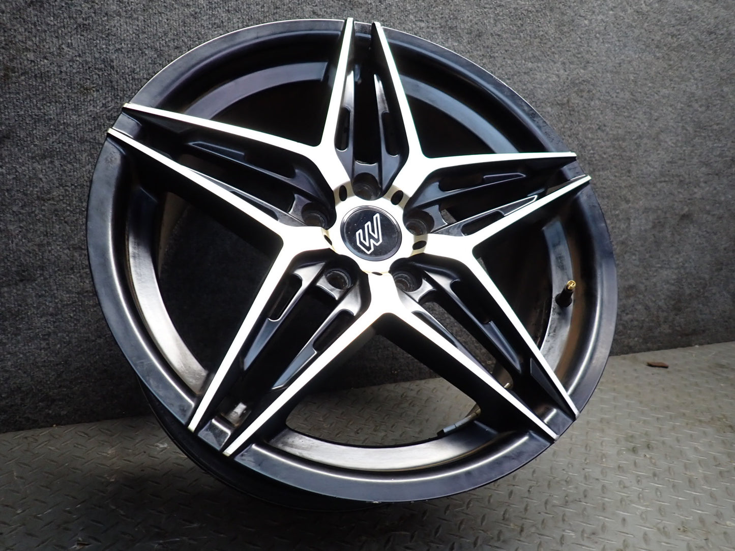 Mach Performance MP56 R18 18" Wheel Rim 18x8J ET42 5x114.3