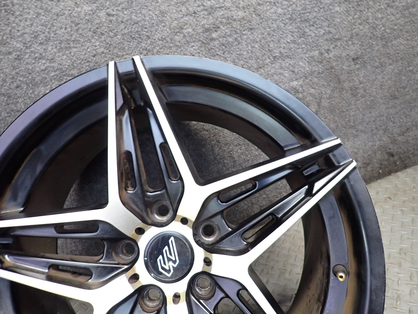 Mach Performance MP56 R18 18" Wheel Rim 18x8J ET42 5x114.3