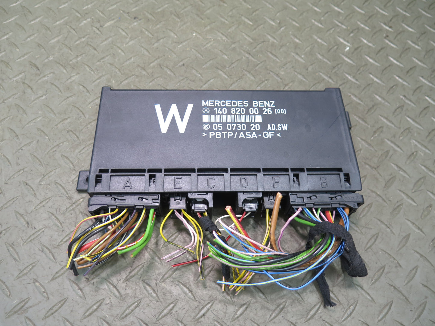 94-99 Mercedes W140 S420 S500 Comfort Body Control Module 1408200026 OEM