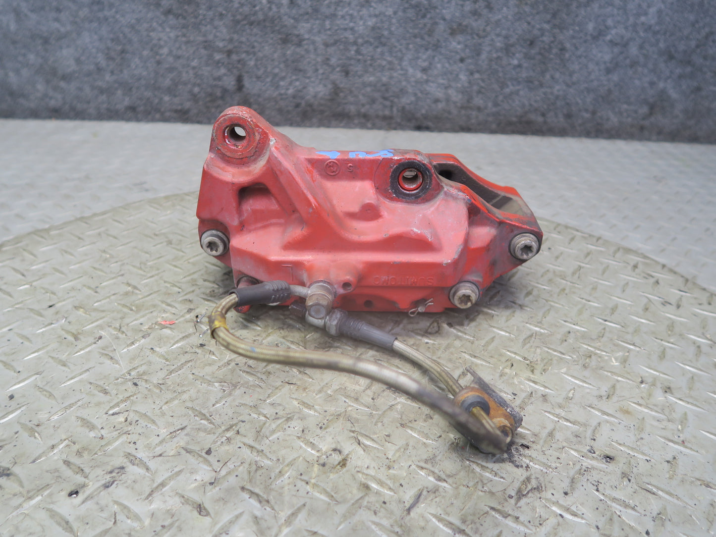 95-00 Lexus UCF20L LS400 Set of 2 Front Left Right Brake Caliper Sumitomo OEM