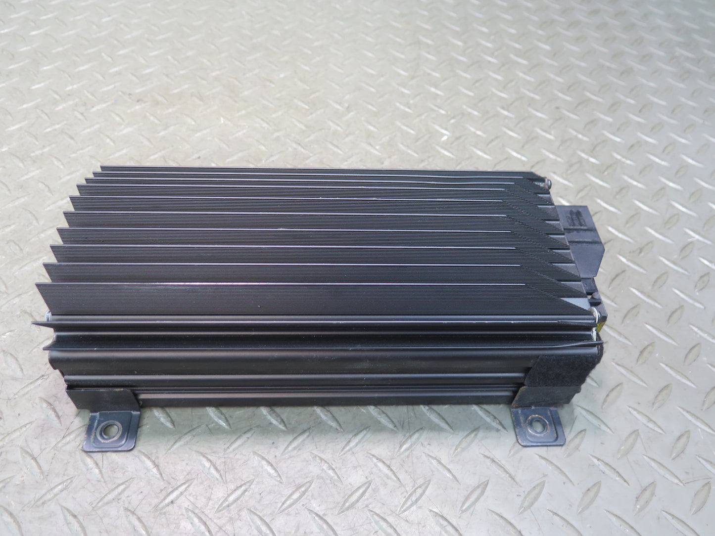 94-99 Mercedes W140 S420 S500 Bose Audio System AMP Amplifier 1408202289 OEM