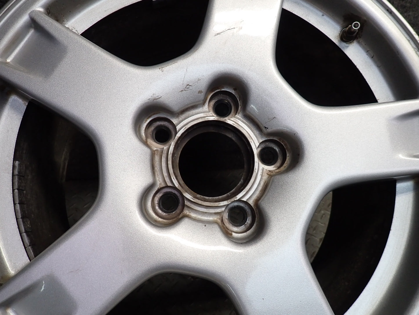 97-99 Chevrolet Corvette C5 Front R17" Alloy Wheel Rim 17x8.5 ET58 OEM