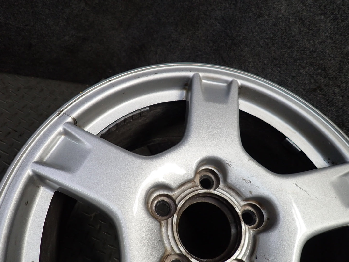 97-99 Chevrolet Corvette C5 Front R17" Alloy Wheel Rim 17x8.5 ET58 OEM