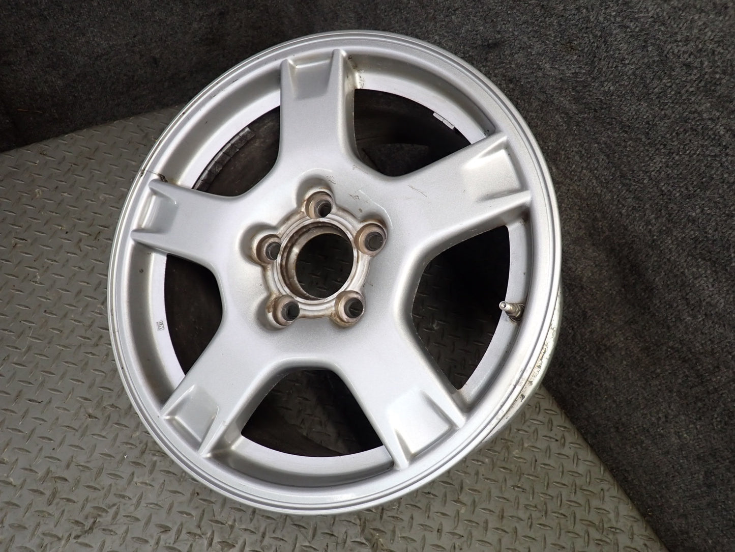 97-99 Chevrolet Corvette C5 Front R17" Alloy Wheel Rim 17x8.5 ET58 OEM