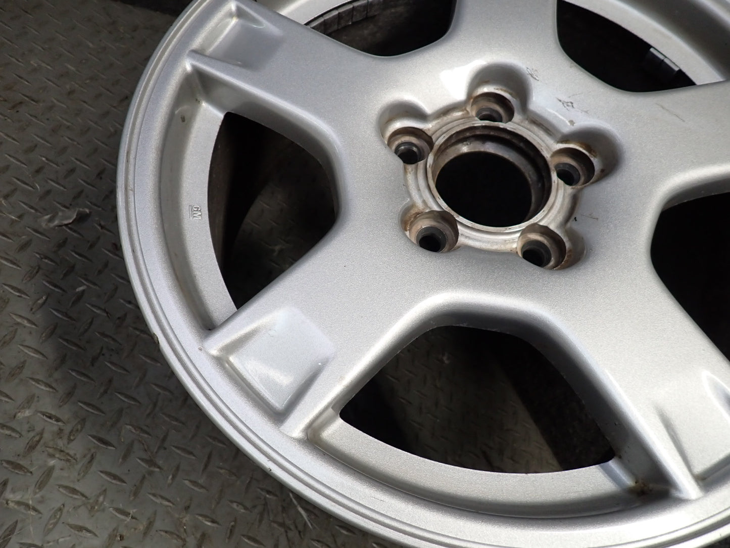 97-99 Chevrolet Corvette C5 Front R17" Alloy Wheel Rim 17x8.5 ET58 OEM