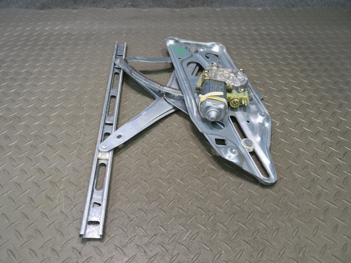 94-99 Mercedes W140 S320 S420 S500 Front Left Door Window Regulator w Motor OEM
