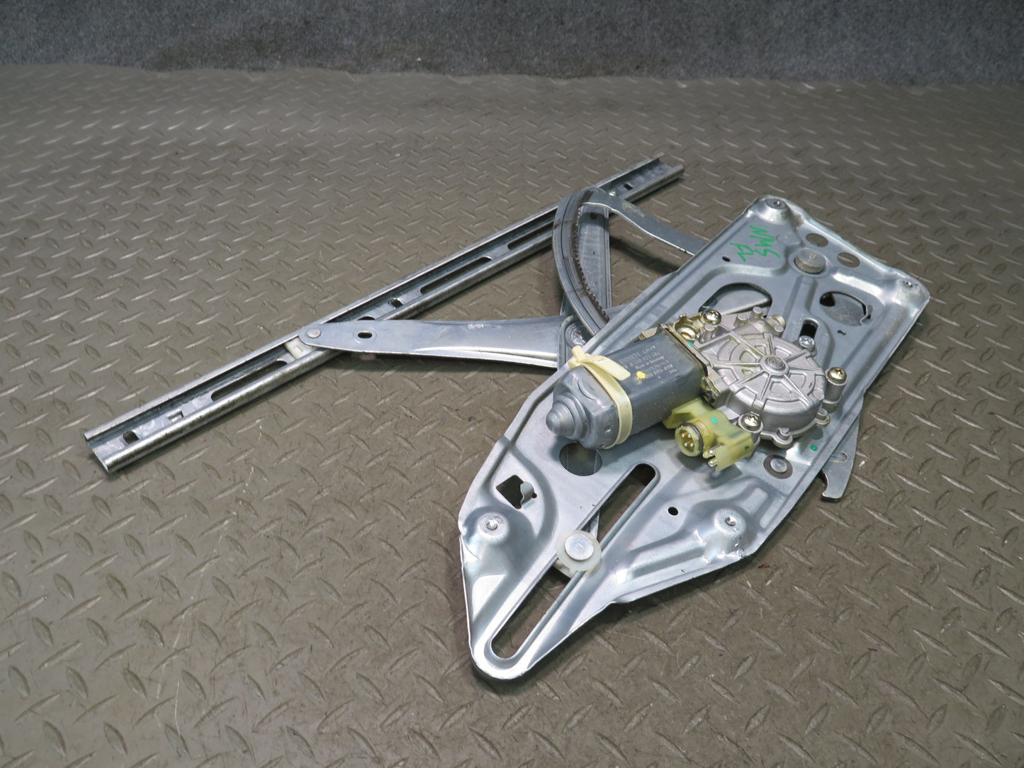 94-99 Mercedes W140 S320 S420 S500 Front Left Door Window Regulator w Motor OEM