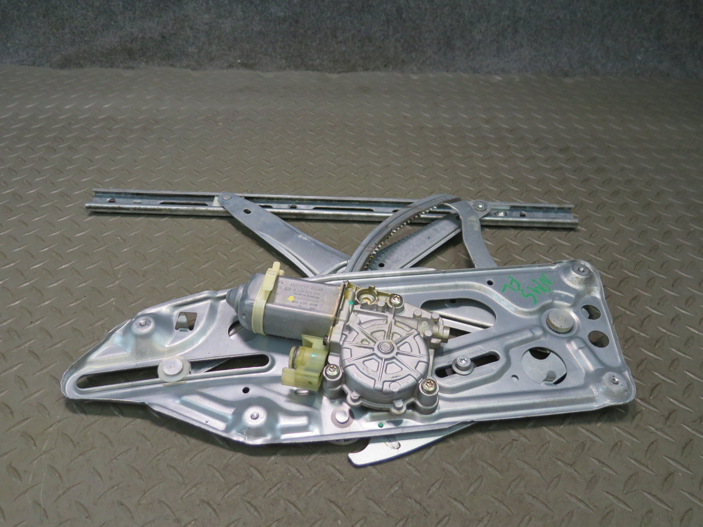 94-99 Mercedes W140 S320 S420 S500 Front Left Door Window Regulator w Motor OEM